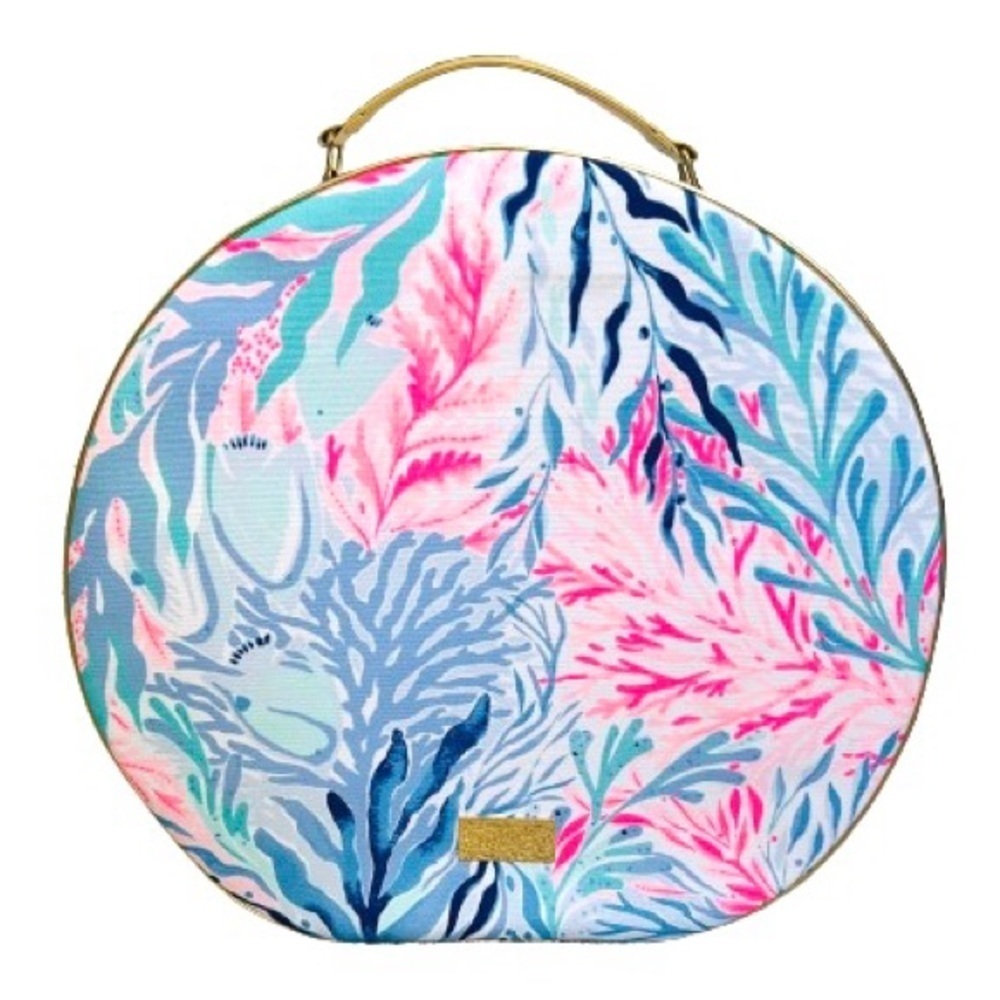 Lilly Pulitzer Round Carry-On Suitcase
Crew Blue Tint Kaleidoscope Coral